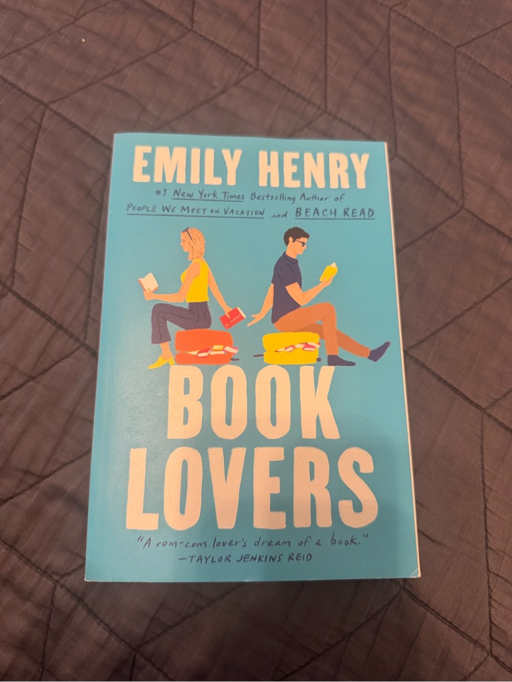 Book Lovers — Emily Henry Paperback